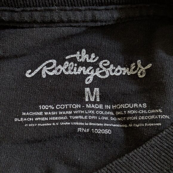Rolling Stones Black T-Shirt Size M Graphic Logo Lips and Tongue Cotton Cropped - Picture 6 of 7
